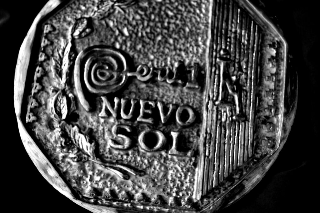 La imagen actual no tiene texto alternativo. El nombre del archivo es: 5.3Nueva-moneda-peruana-scaled.jpg