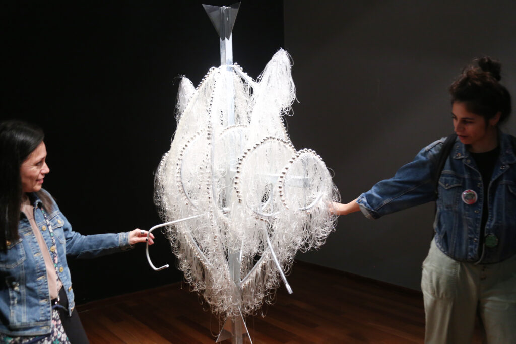 La imagen actual no tiene texto alternativo. El nombre del archivo es: Haptic-Imagination_3-scaled.jpg